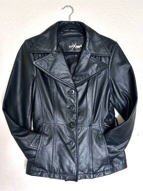 Maxima by Wilsons Leather Women's Black Button Collared Lined Jacket, M